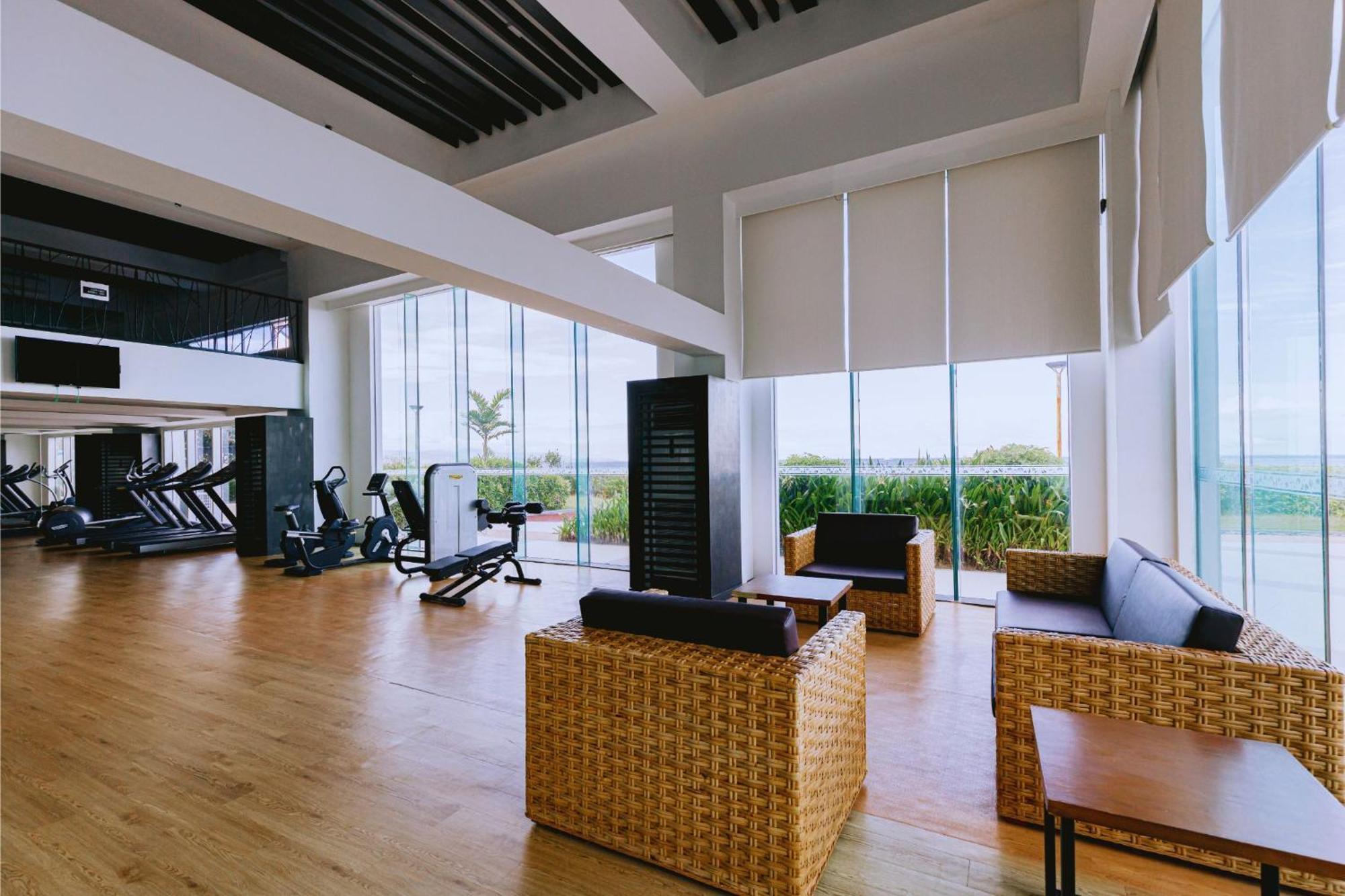 Arterra Seaview Resort Lapu-Lapu City Exterior foto